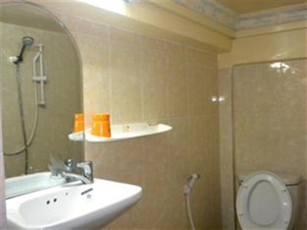 Golden Boat Guesthouse Phnom Penh Bilik gambar