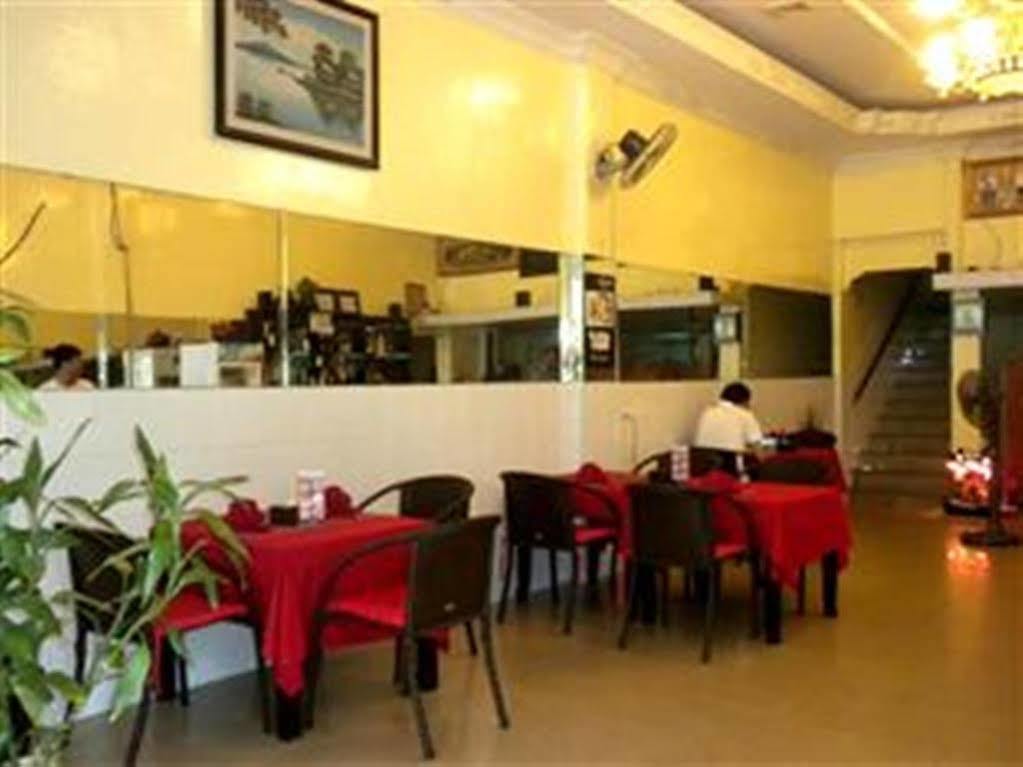 Golden Boat Guesthouse Phnom Penh Luaran gambar