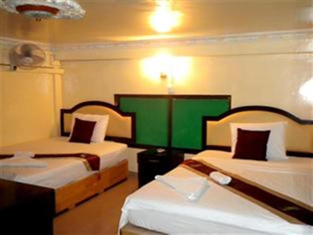 Golden Boat Guesthouse Phnom Penh Luaran gambar